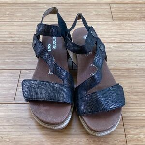 Wedge sandals